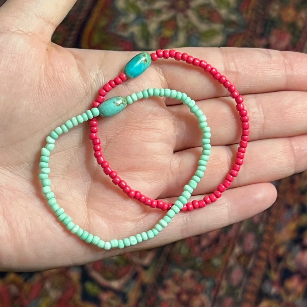 Turquoise pink and light green stretchy bracelet - Picture 1 of 2